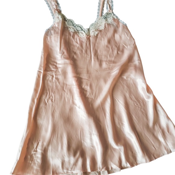 Oscar de la Renta Other - Oscar de la Renta Pink Label Slip Sleepwear